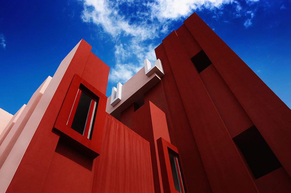 Towering Fortress Walldecoration Wandkraft 118x70 cm