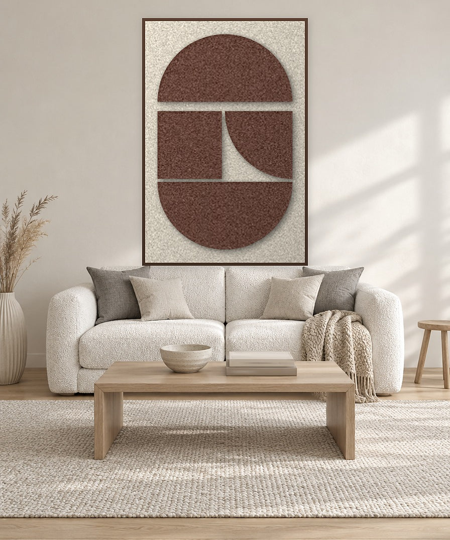 Counter Arch Cocoa viltpaneel met kastanjebruine baklijst aan de wand in een lichte woonkamer