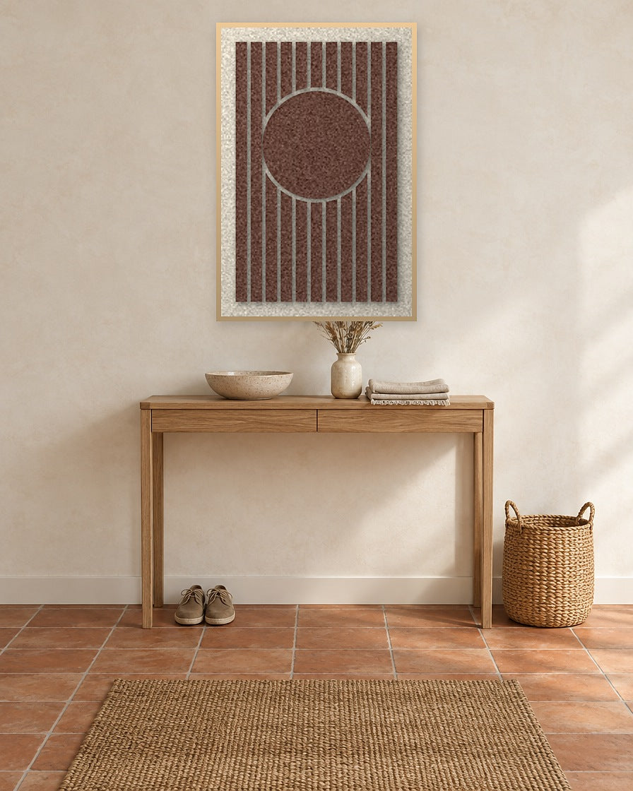Sun Bend Cocoa viltpaneel met blanke baklijst aan de wand in een hal