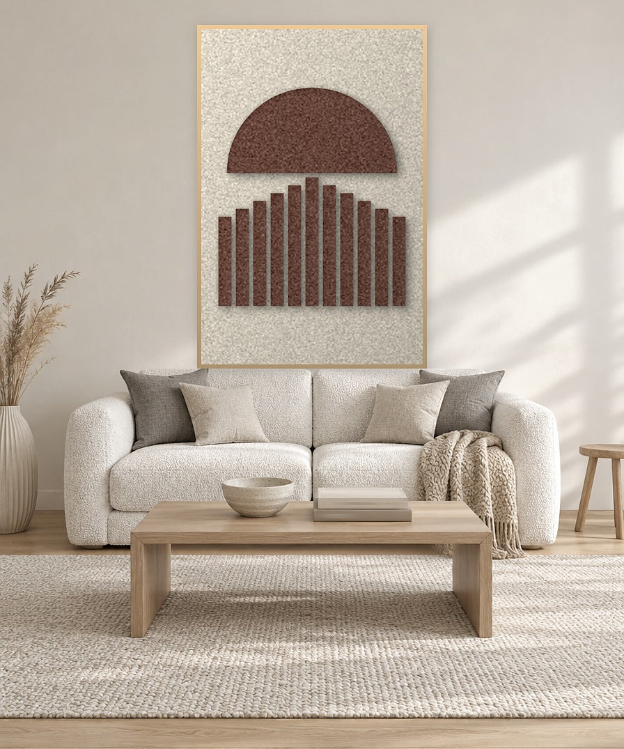 Sunset Stripes Cocoa viltpaneel met blanke baklijst aan de wand in een lichte woonkamer