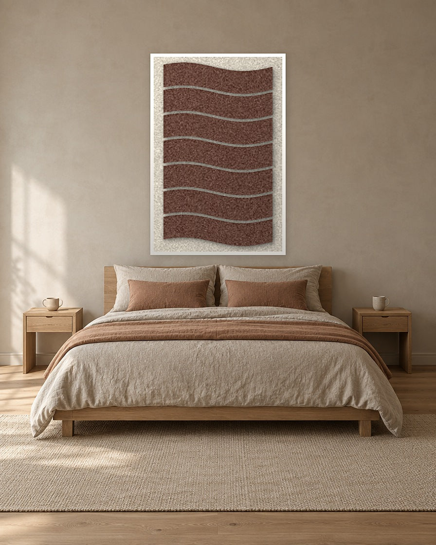 Flowline Cocoa viltpaneel met witte baklijst aan de wand in een Japandi-slaapkamer