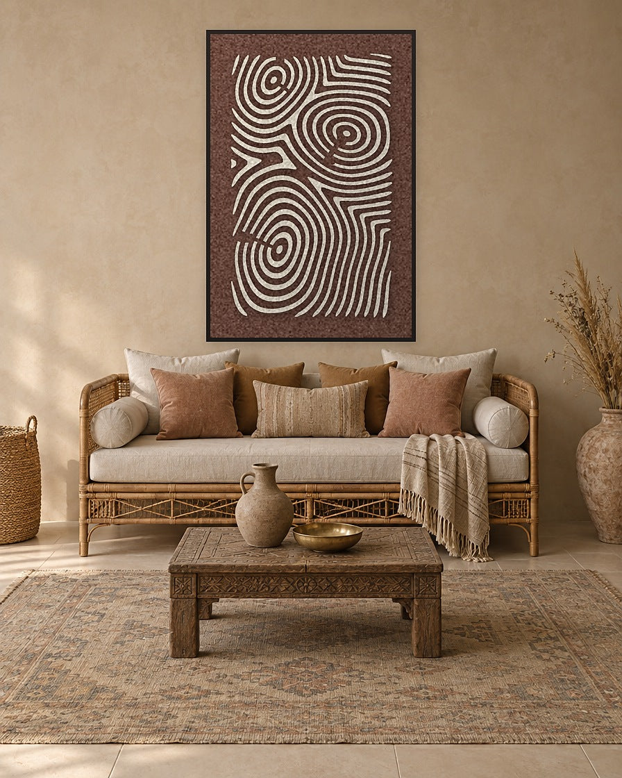 Timber Rings Beige viltpaneel met zwarte baklijst aan de wand in een bohemian interieur