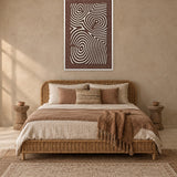 Timber Rings Beige viltpaneel met witte baklijst aan de wand in een bohemian slaapkamer