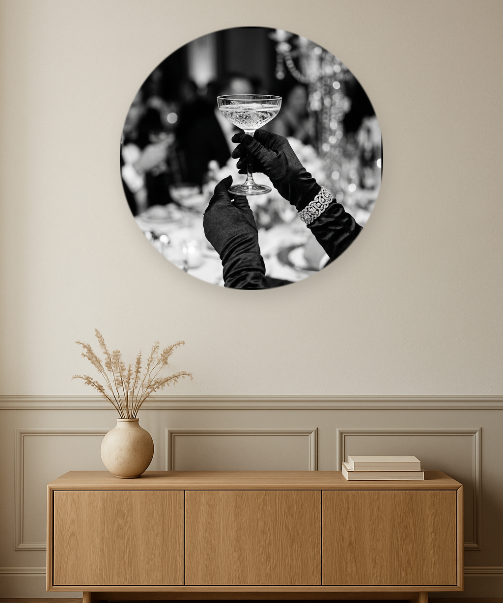 Champagne Hour in interieur