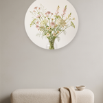 Soft Meadow ronde wanddecoratie in modern interieur