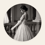 The Debutante rond schilderij