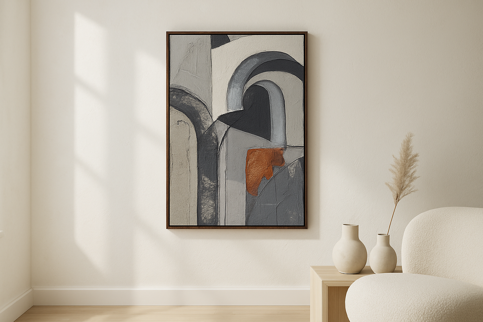 Arch Light van Wandkraft op akoestisch vilt in wenge baklijst, in een licht Scandinavisch interieur.
