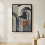 Arch Light van Wandkraft op akoestisch vilt in wenge baklijst, in een licht Scandinavisch interieur.