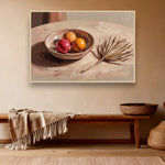 Citrus Table Stimmungsbild mit hellem Holzrahmen im Boho Interieur