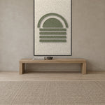 Dawn Arch Sage viltpaneel aan de wand in een Scandinavisch interieur