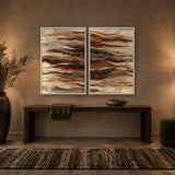 Earth Ribbons tweeluik met witte baklijst in een hal