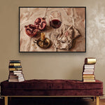 Evening Pomegranate ambiance avec cadre caisse noir dans un intérieur de luxe moderne