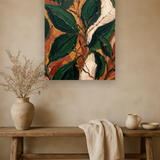 Leaf Chorus van Wandkraft op canvas zonder lijst, vlak aan de muur, in een natuurlijk landelijk interieur.