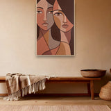 Mirrored Faces sfeerbeeld met blanke houten lijst in bohemien interieur