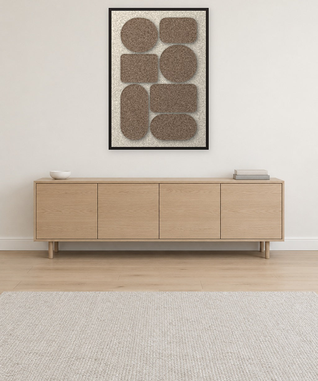 Monolith Cocoa Filzpaneel mit schwarzem Schattenfugenrahmen an der Wand in einem skandinavischen Interieur