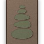 Pebble Cairn Moss akoestisch viltpaneel met kastanjebruine (wenge) baklijst, vrijstaand