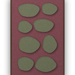 Pebble Mosaic Wine Akustikfilz-Paneel mit kastanienbraunem Schattenfugenrahmen (Wenge), freigestellt