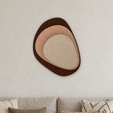 Stone Shield relief acoustique en feutre superposé, ambiance, coloris Kruidnagel-Caramel-Zand