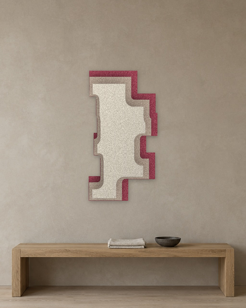 Step Tower relief acoustique en feutre superposé, ambiance, coloris Bordeaux-Linnen-Ivoor