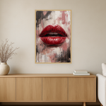 Scarlet Whisper van Wandkraft op canvas in blanke baklijst, in een warm, licht interieur.