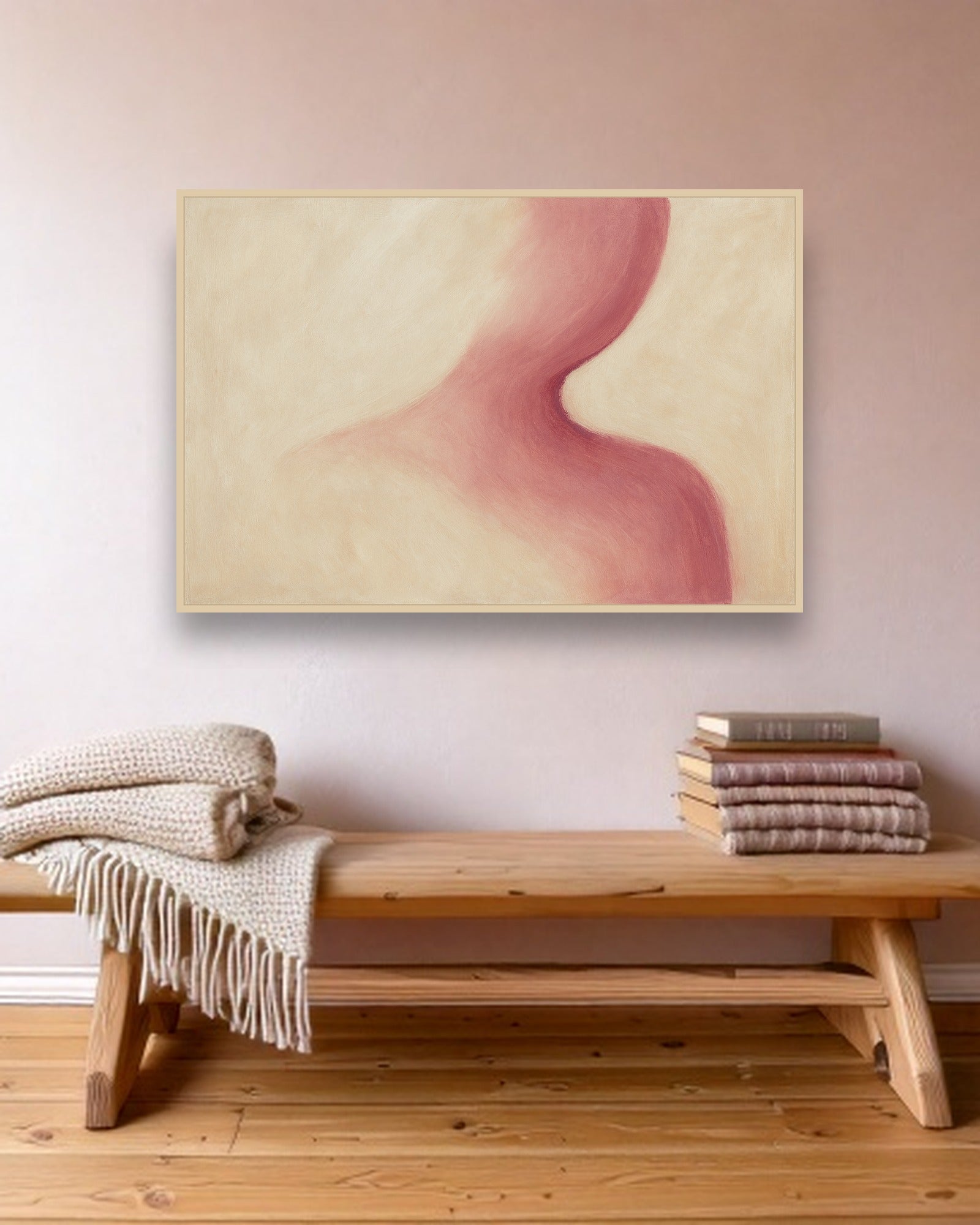 Soft Turn sfeerbeeld met blanke houten lijst in Scandinavisch interieur