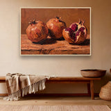 Split Pomegranate sfeerbeeld met blanke houten lijst in bohemien interieur
