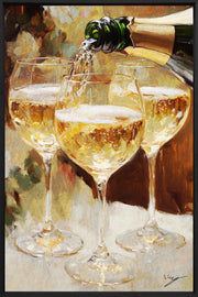 Décoration murale Wandkraft : Trois coupes de champagne remplies de vin pétillant et de bulles dorées sur une décoration murale élégante et pleine d'atmosphère. pour un intérieur élégant