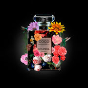 Wandkraft wanddecoratie: Kleurrijke bloemen in moderne stijl, frisse en levendige wanddecoratie uit The Perfume Collection V van Wandkraft. voor een stijlvol interieur