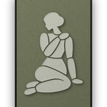 Tender Hold Fern Akustikpaneel aus Filz mit aufgelegter Frauenfigur in Graugrün auf Waldgrün, mit schwarzem Schattenfugenrahmen