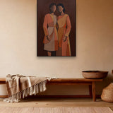 Two Sisters Stimmungsbild mit schwarzem Schattenfugenrahmen im Boho Interieur