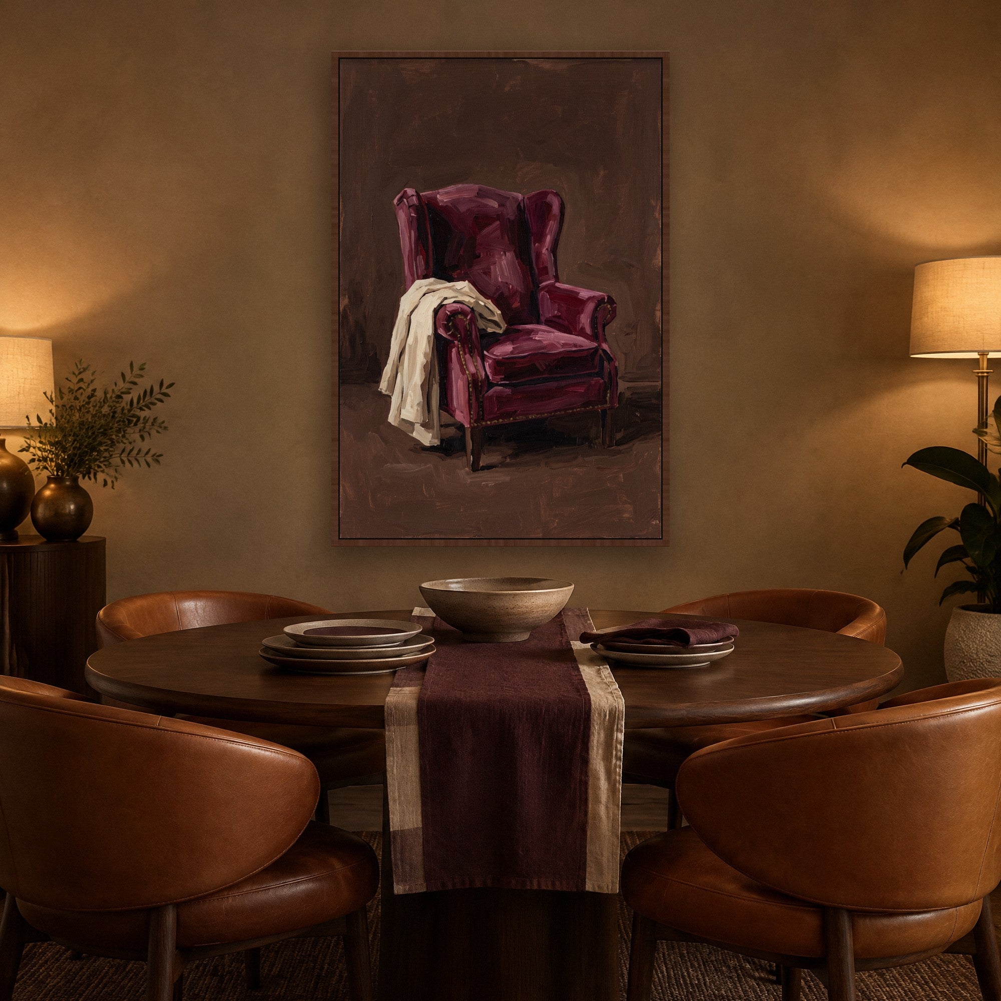 Velvet Repose sfeerbeeld met kastanjebruine baklijst in een warme eetkamer